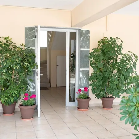 μpasias Apartment *