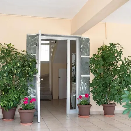 Apartment μpasias Paralia Katerinis