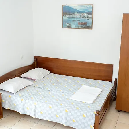 μpasias Apartment *