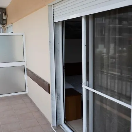 μpasias Paralia Katerinis