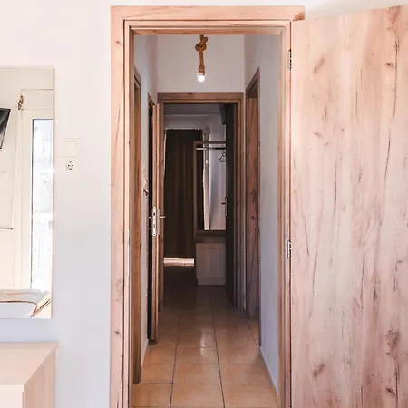 Apartman μpasias Paralía
